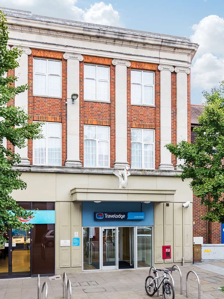 Travelodge Leatherhead Eksteriør billede